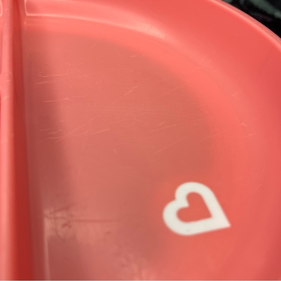 (SOLD)4 Baby Plates + 3-in-1 Training Cup - Picture 8 of 12